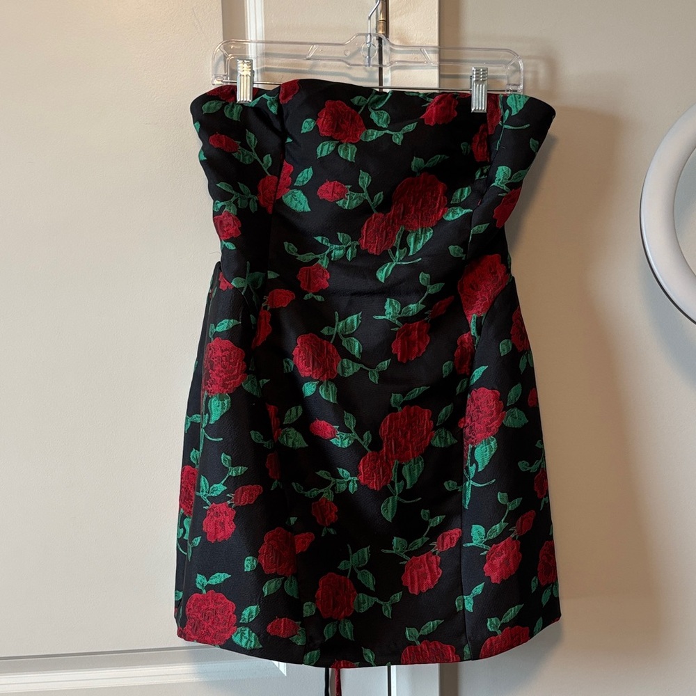 Floral strapless bow dress